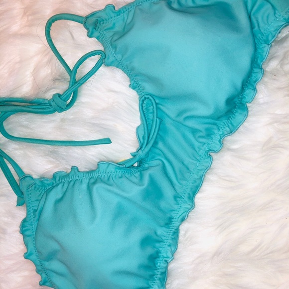 Victoria’s Secret Aqua Bikini Swim Top✨SMALL - Picture 2 of 4